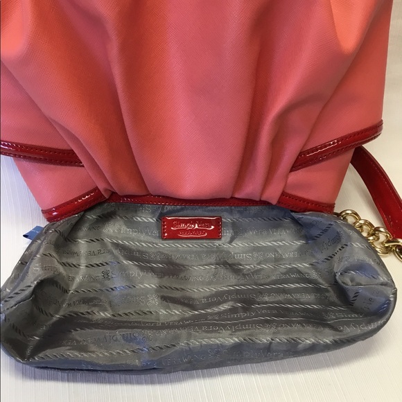 New Vera Wang Bag - Picture 6 of 9